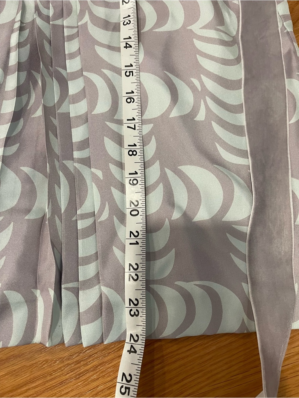 Gorgeous Tory Burch Silk Skirt 6 - Picture 8 of 8